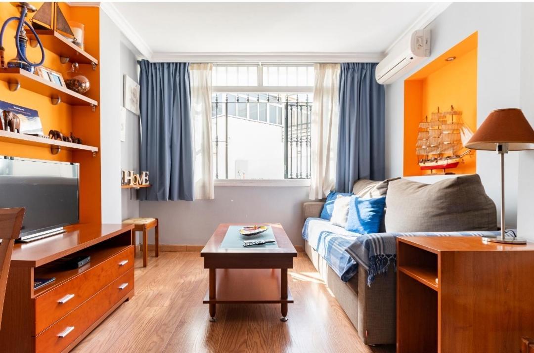 Apartamento Oasis Torremolinos Bagian luar foto
