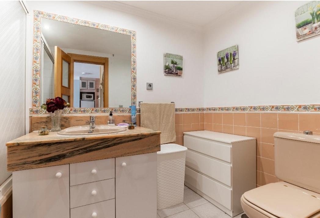 Apartamento Oasis Torremolinos Bagian luar foto
