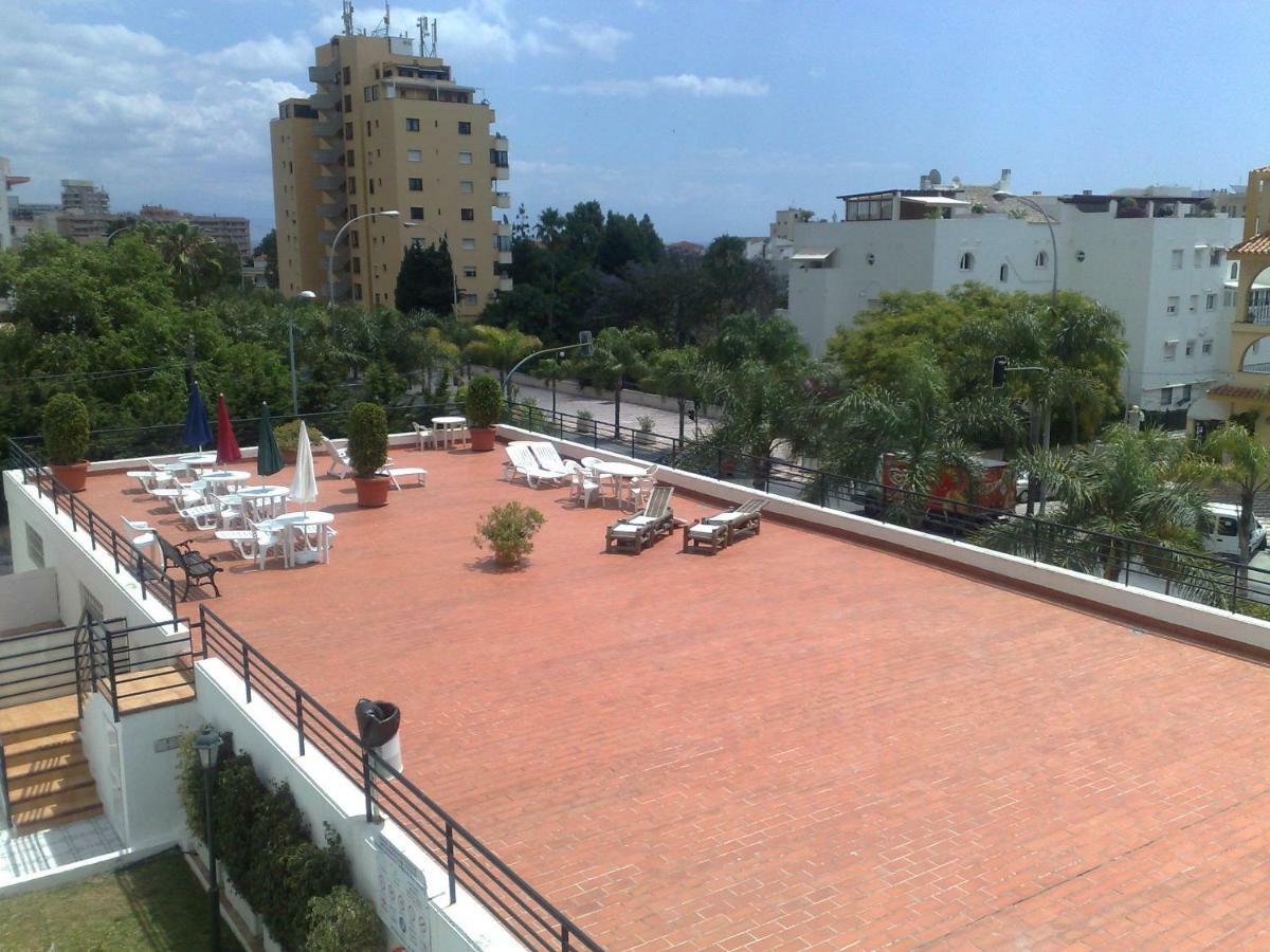 Apartamento Oasis Torremolinos Bagian luar foto