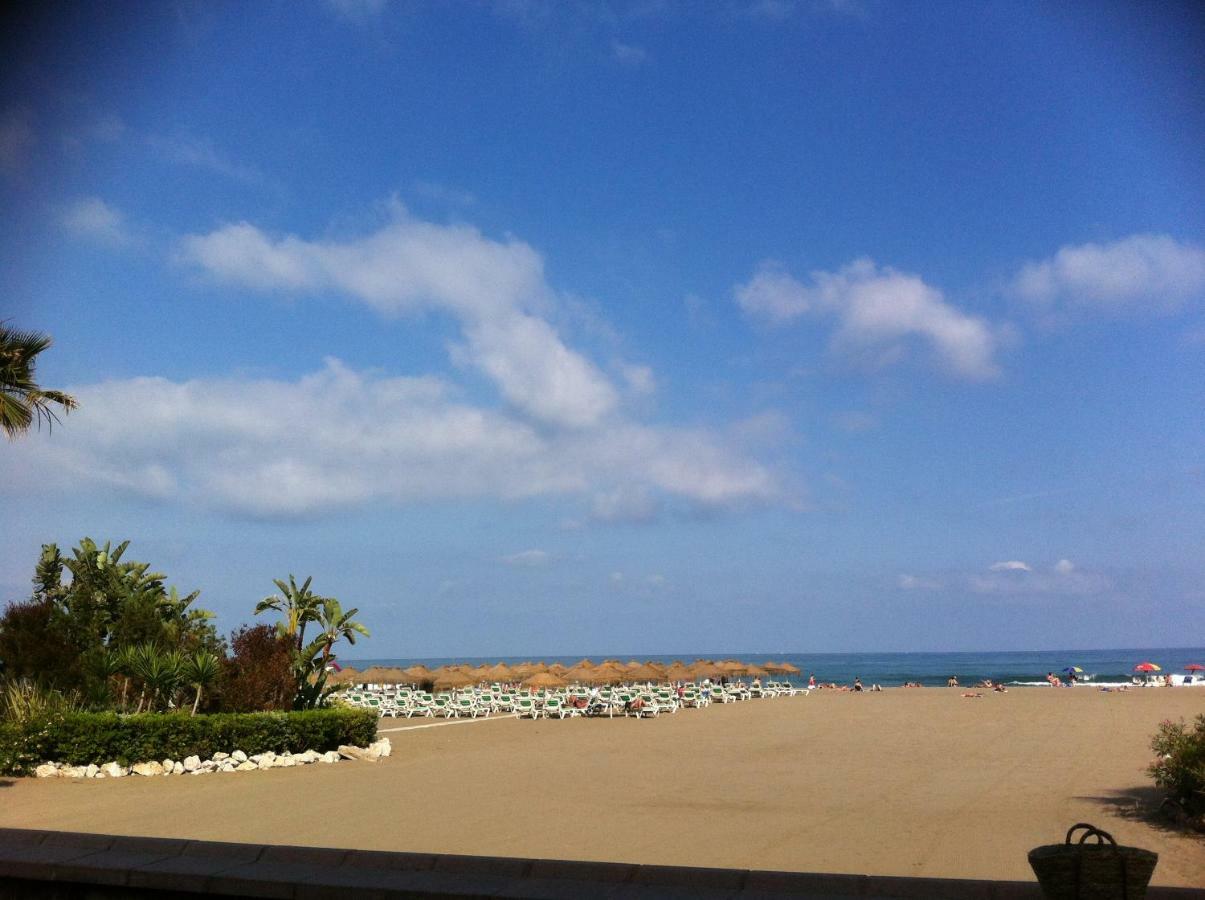 Apartamento Oasis Torremolinos Bagian luar foto