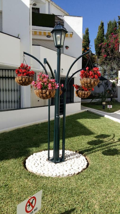 Apartamento Oasis Torremolinos Bagian luar foto