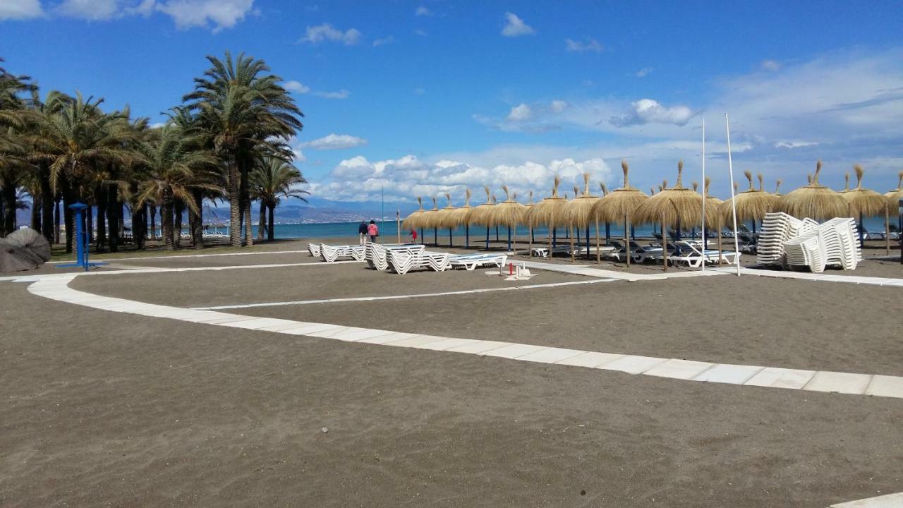 Apartamento Oasis Torremolinos Bagian luar foto